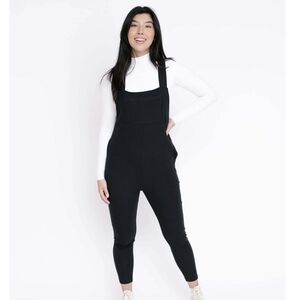 GUC Romperall In midnight black